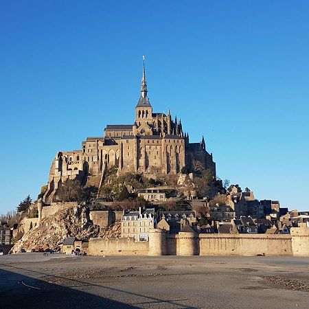 Apartamento Charmante Chambre D'Hotes En Normandie Valognes Exterior foto